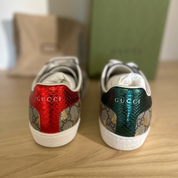Gucci Women’s Ace Supreme Bees - Picture 2 of 9